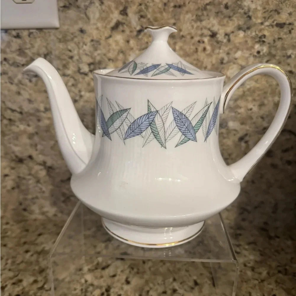 Lenox Royal Standard Trend Tea Pot